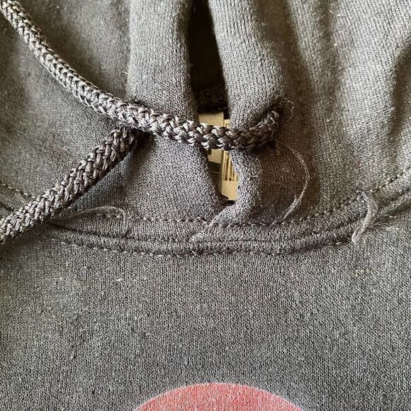 Betrayal Hoodie Black Medium - Picture 4 of 8